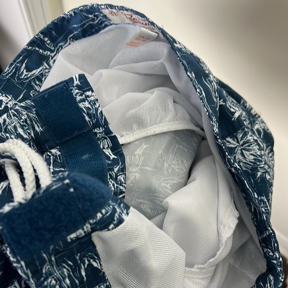 An Original Penguin Tropical Prints Swim Trunks Size 33 - Picture 7 of 7